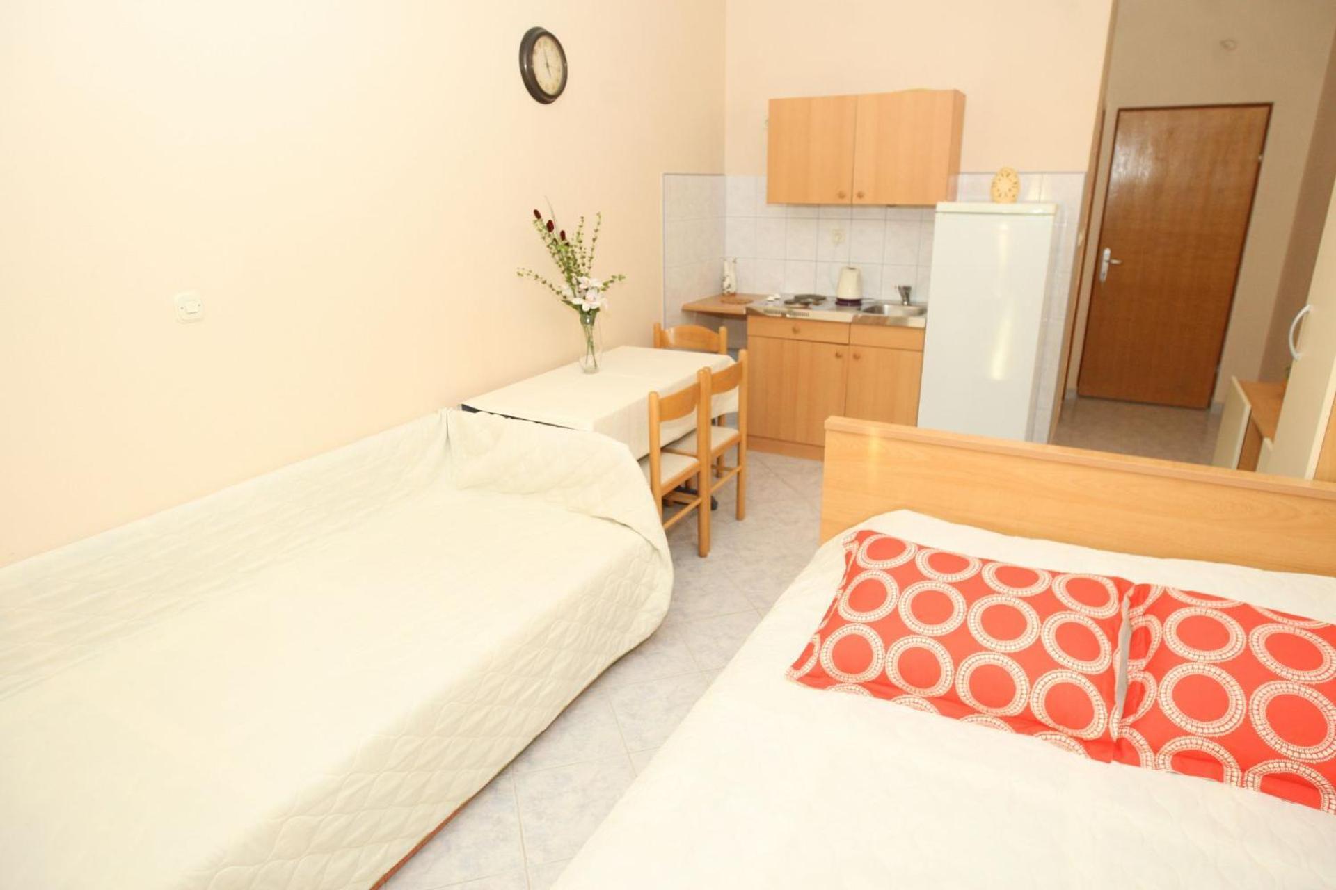 Apartments Mladen Врси Екстериор снимка